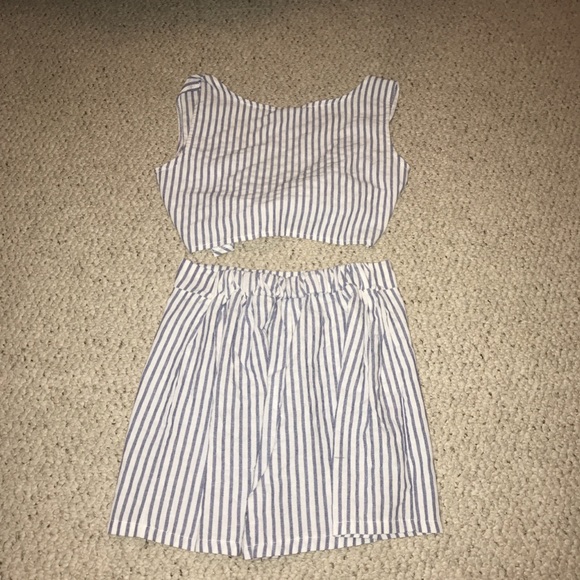 Two Piece Set - Picture 3 of 4